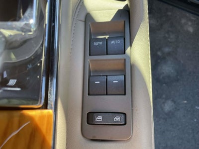 2015 Lincoln MKX Base