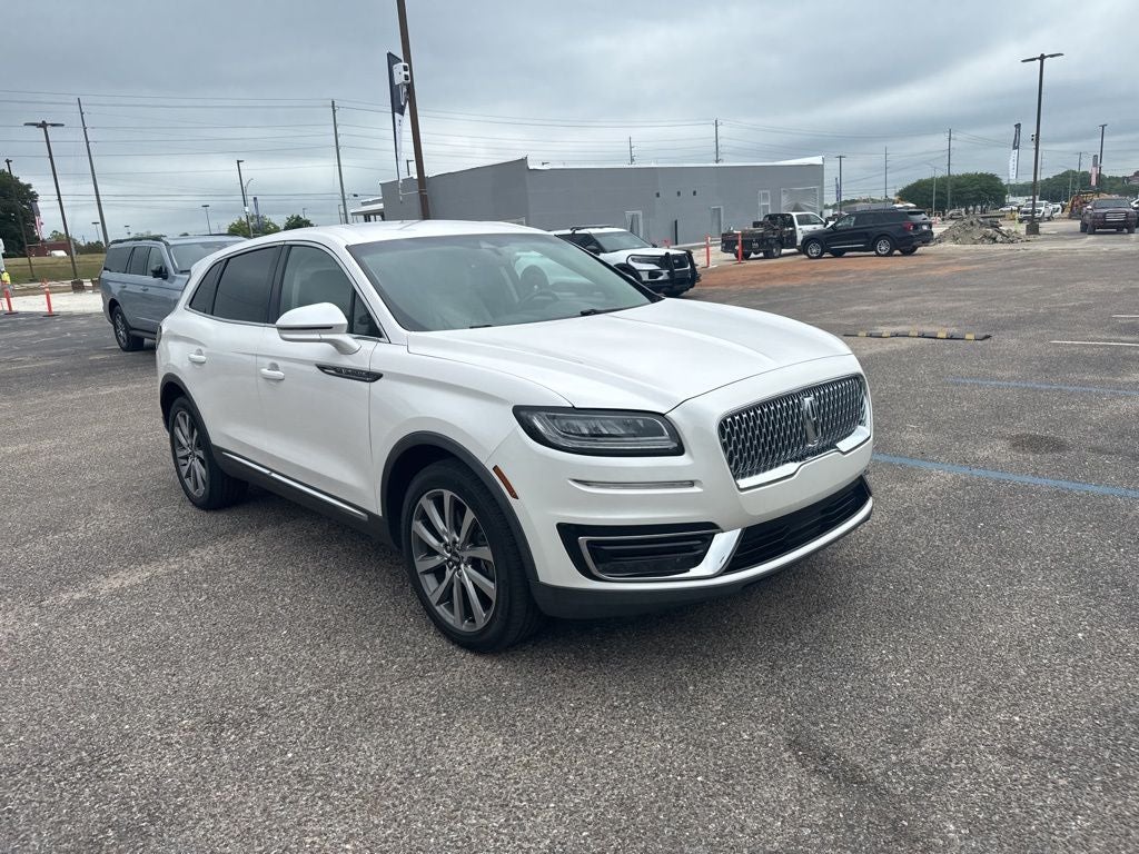 2019 Lincoln Nautilus Select