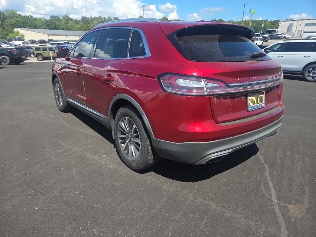2019 Lincoln Nautilus Select