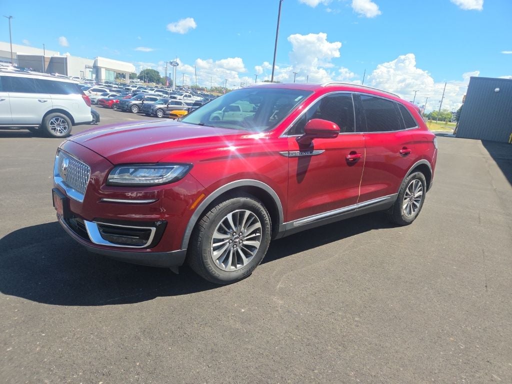 2019 Lincoln Nautilus Select