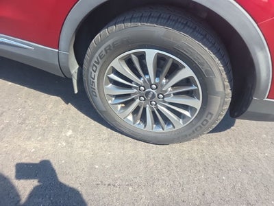 2019 Lincoln Nautilus Select