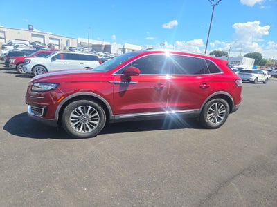2019 Lincoln Nautilus Select