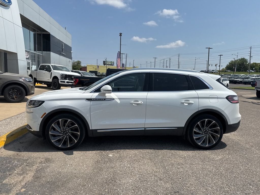 2022 Lincoln Nautilus Reserve