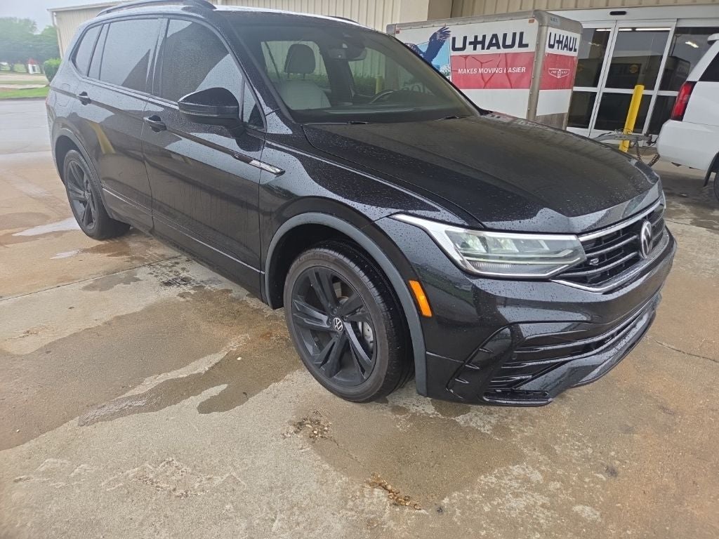 2023 Volkswagen Tiguan 2.0T SE R-Line Black