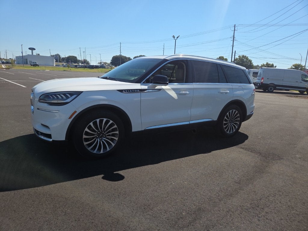 2024 Lincoln Aviator Premiere