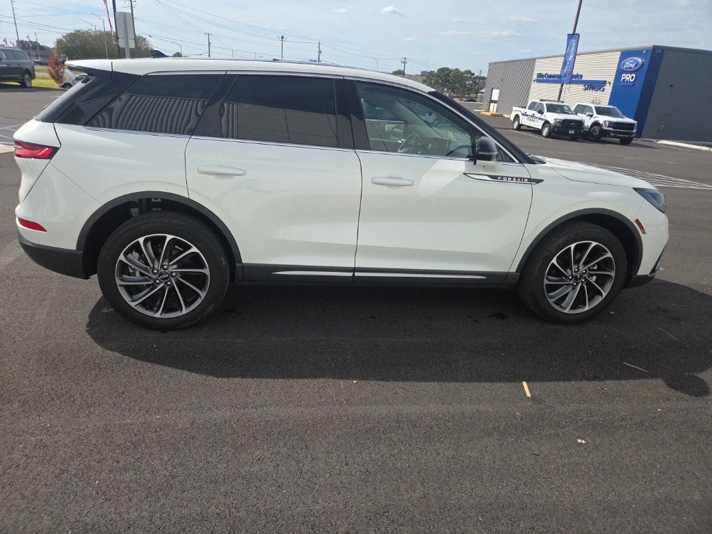 2024 Lincoln Corsair Premiere