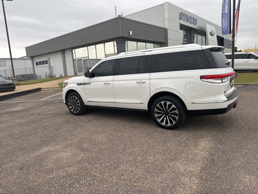 2024 Lincoln Navigator L Reserve