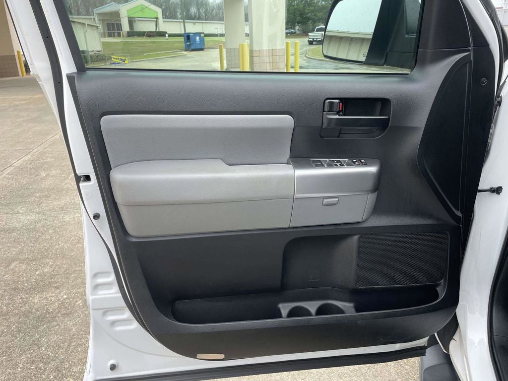 2020 Toyota Sequoia SR5