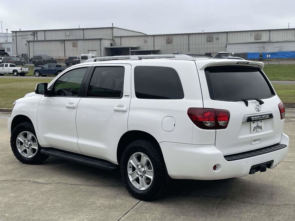 2020 Toyota Sequoia SR5