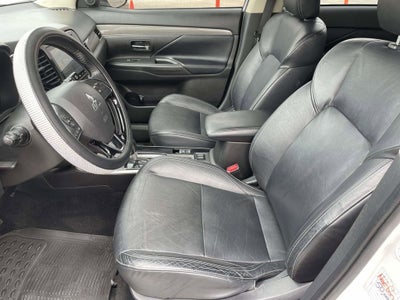 2020 Mitsubishi Outlander SEL