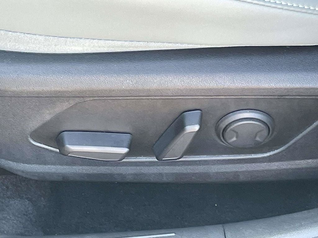 2024 Hyundai Elantra Hybrid Limited