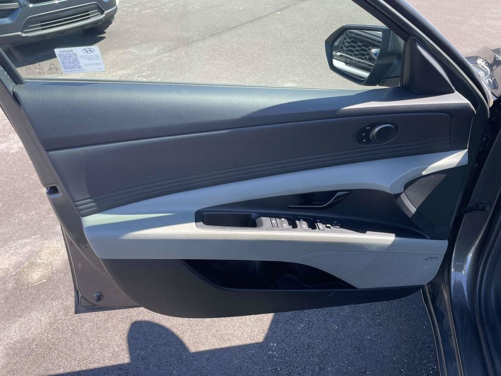 2024 Hyundai Elantra Hybrid Limited