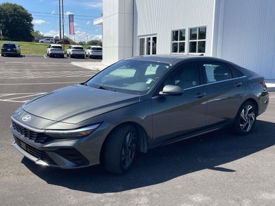 2024 Hyundai Elantra Hybrid Limited
