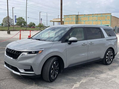 2024 Kia Carnival EX