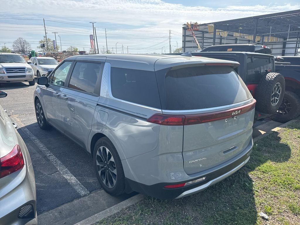 2024 Kia Carnival EX