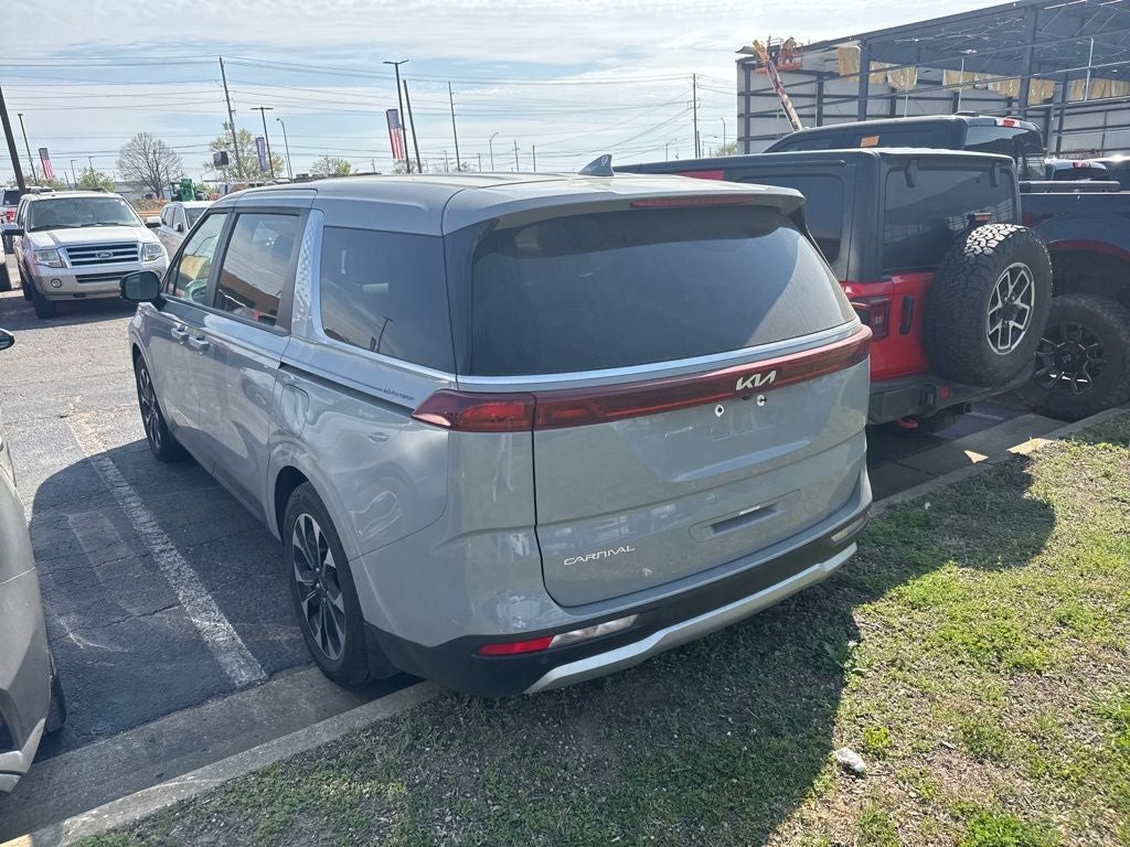2024 Kia Carnival EX